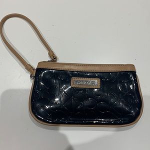 ⭐️ Calvin Klein Wristlet ⭐️